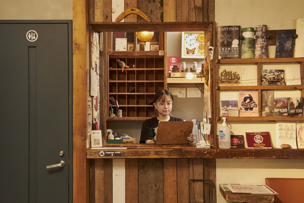 Untapped Hostel 24/57