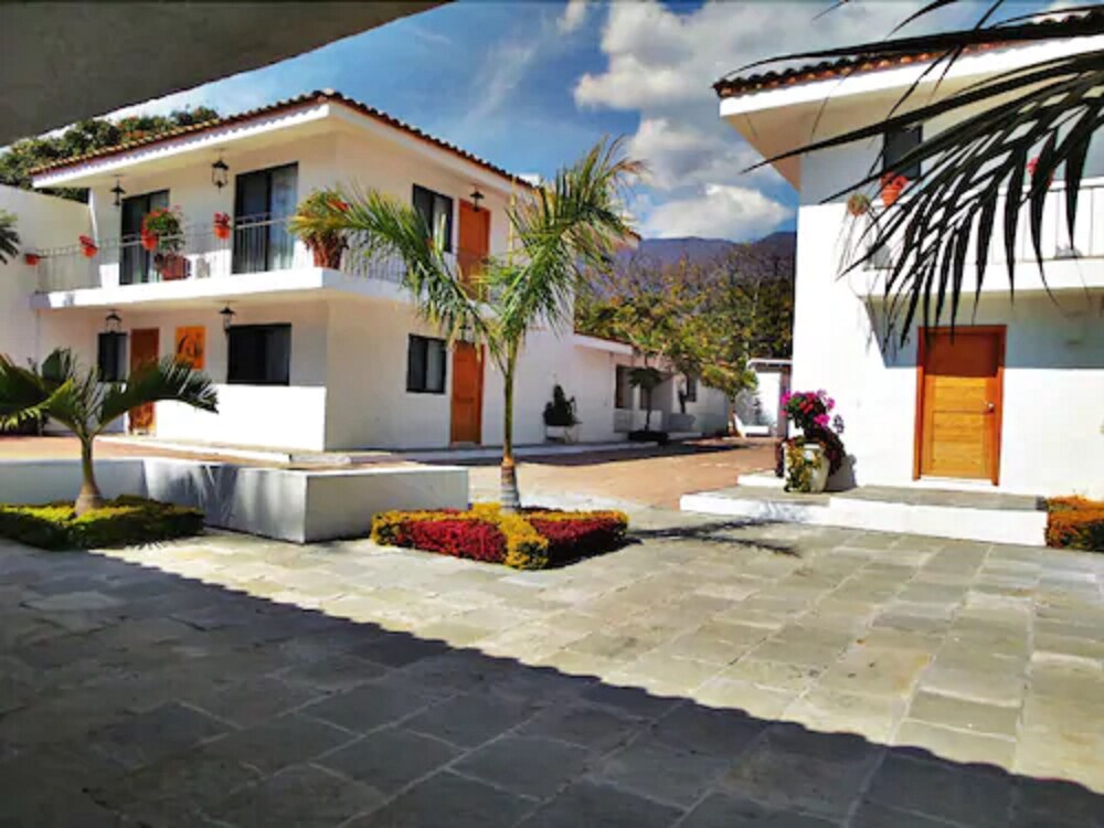 La Riberena 8/50