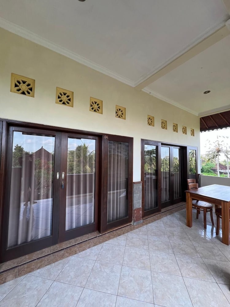 Dukuh Village Homestay & Villas 10/72