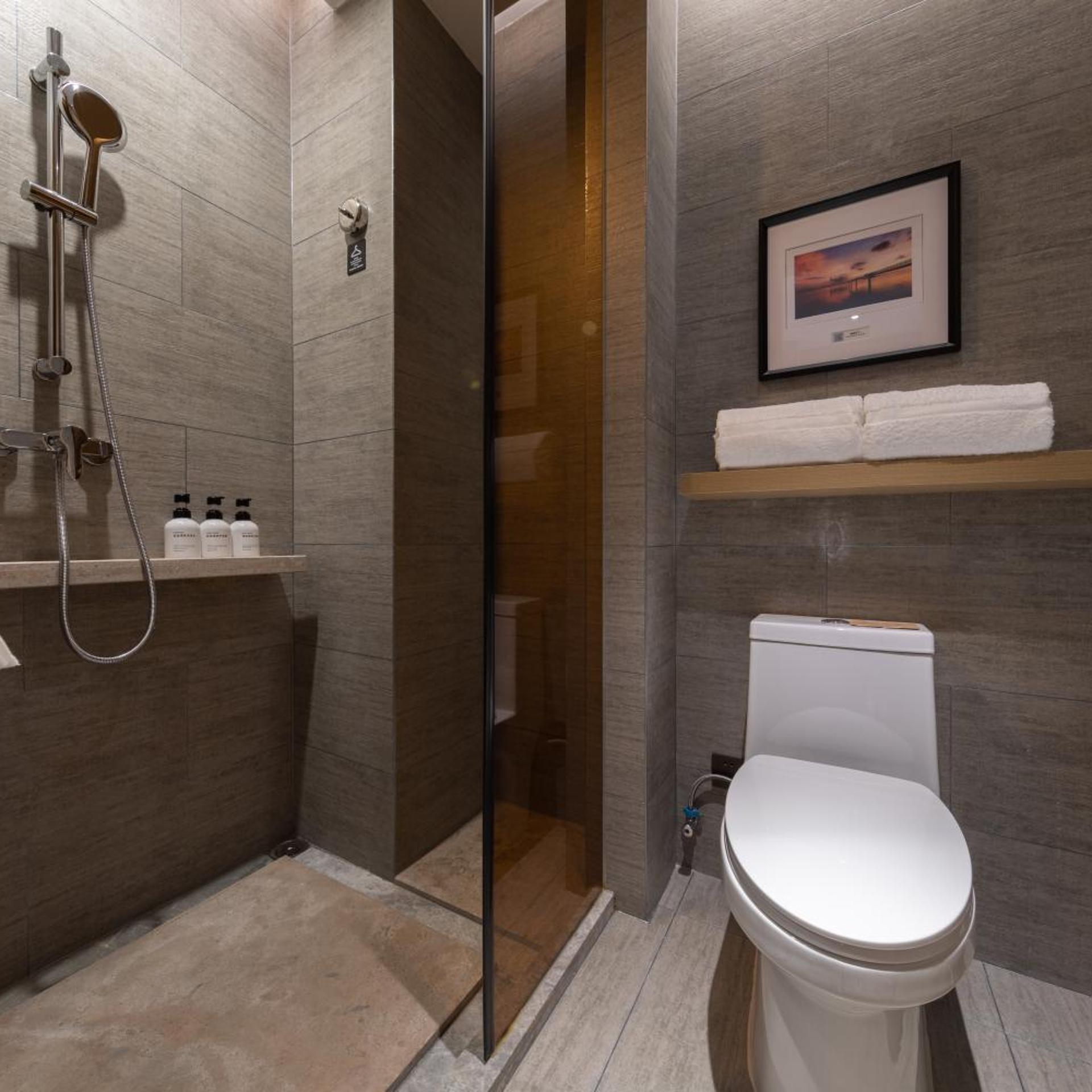 Atour Hotel (Xiamen Jimei Lake Business Center) 47/55