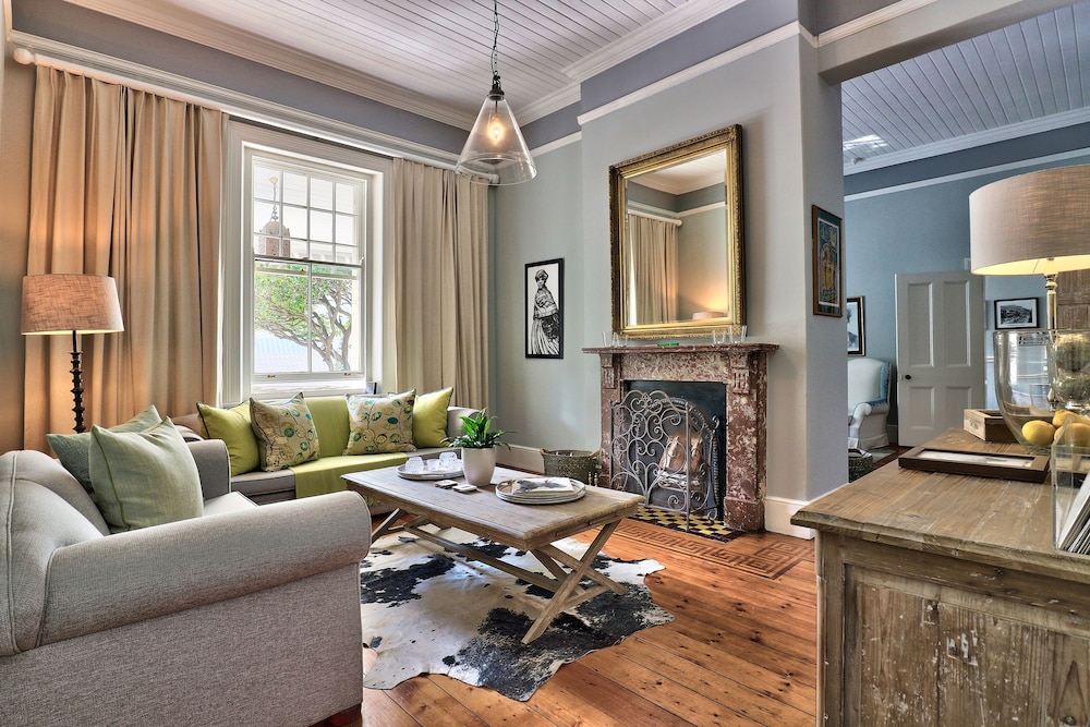 Parker Cottage 44/58