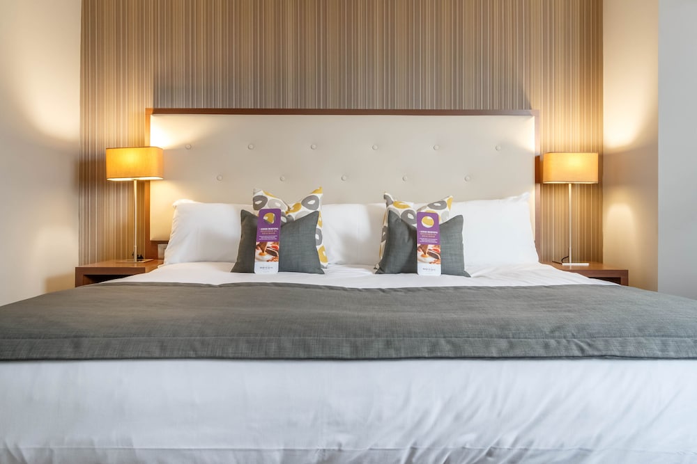 Garner Hotel Preston Samlesbury 20/77