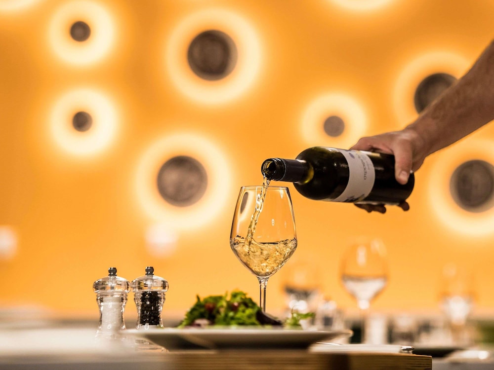 Ibis Styles Athens Routes 21/49