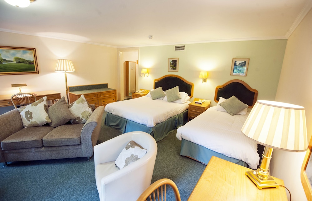 Penmere Manor Hotel 41/46