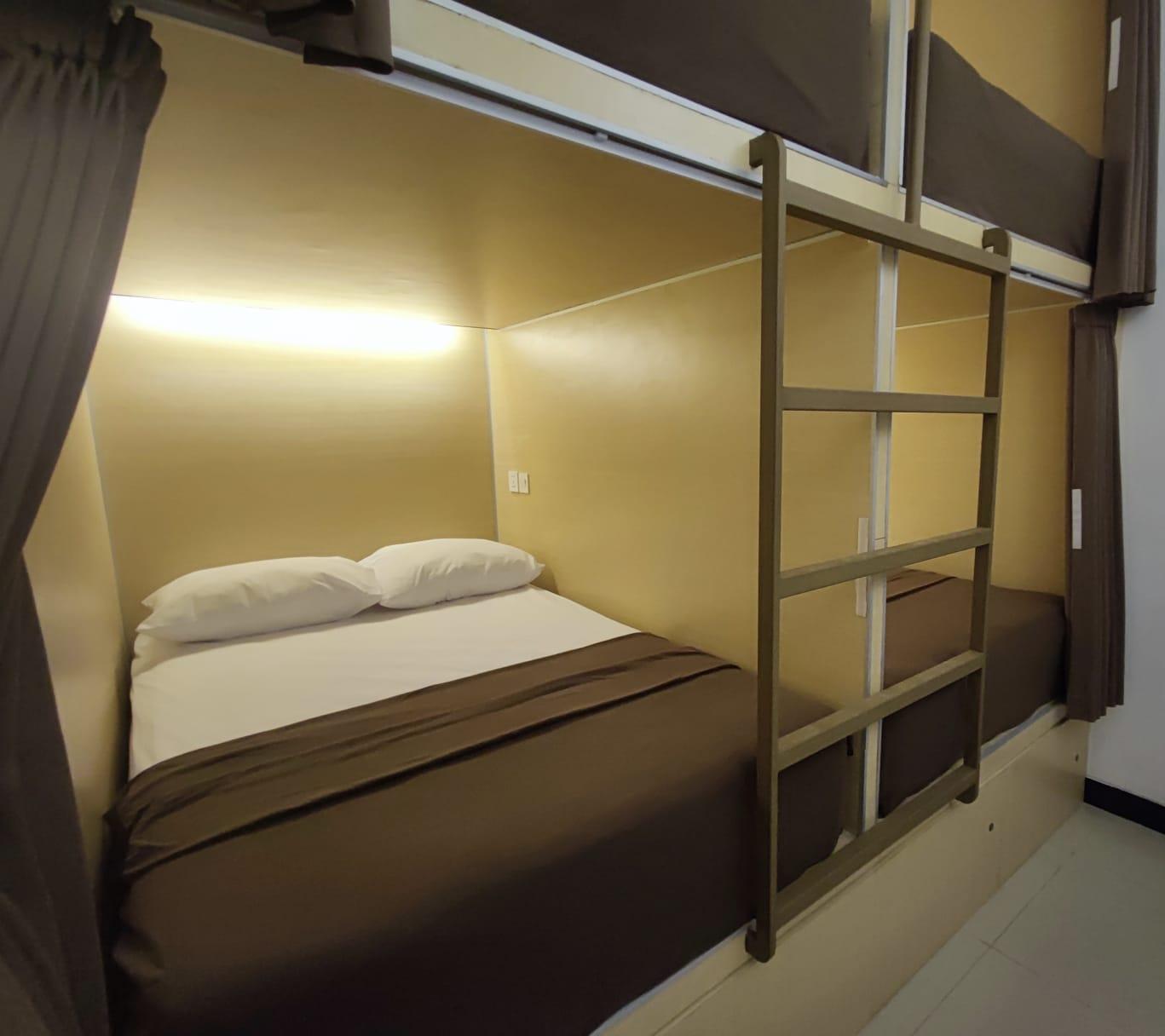 Fora Capsule Hostel Tuban Kuta Bali 8/22