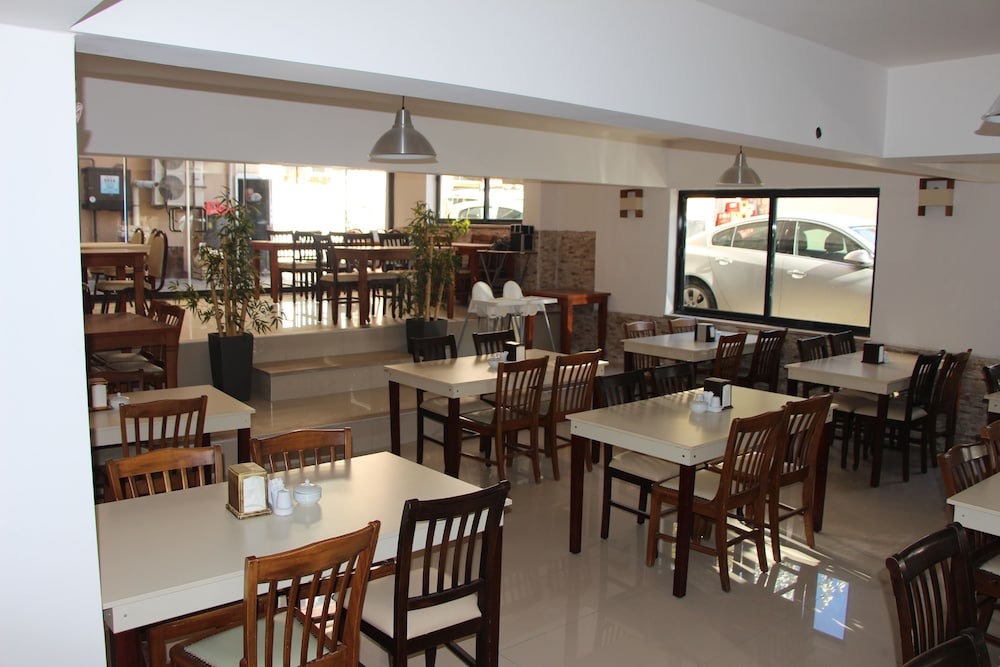 Grand Ece Otel 29/34