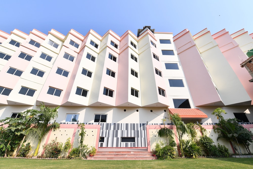 Hotel Anand International 3/46