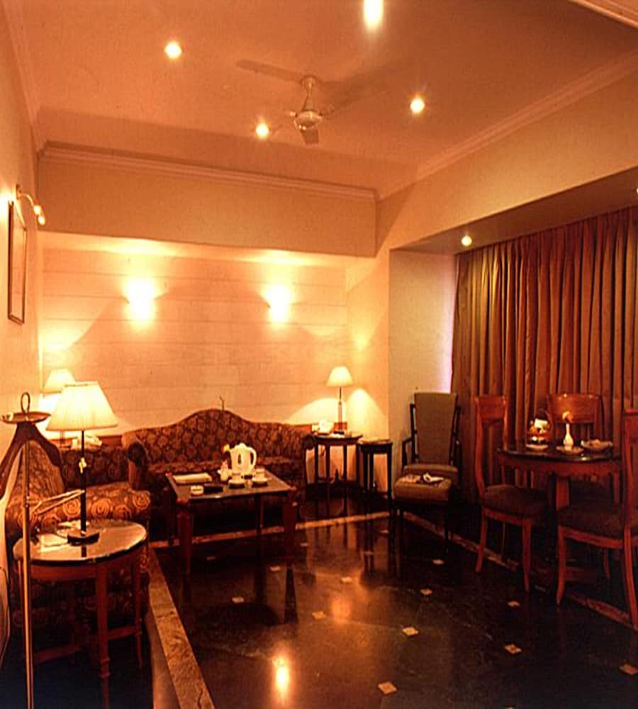 Rivera Sarovar Portico, Ahmedabad 22/25