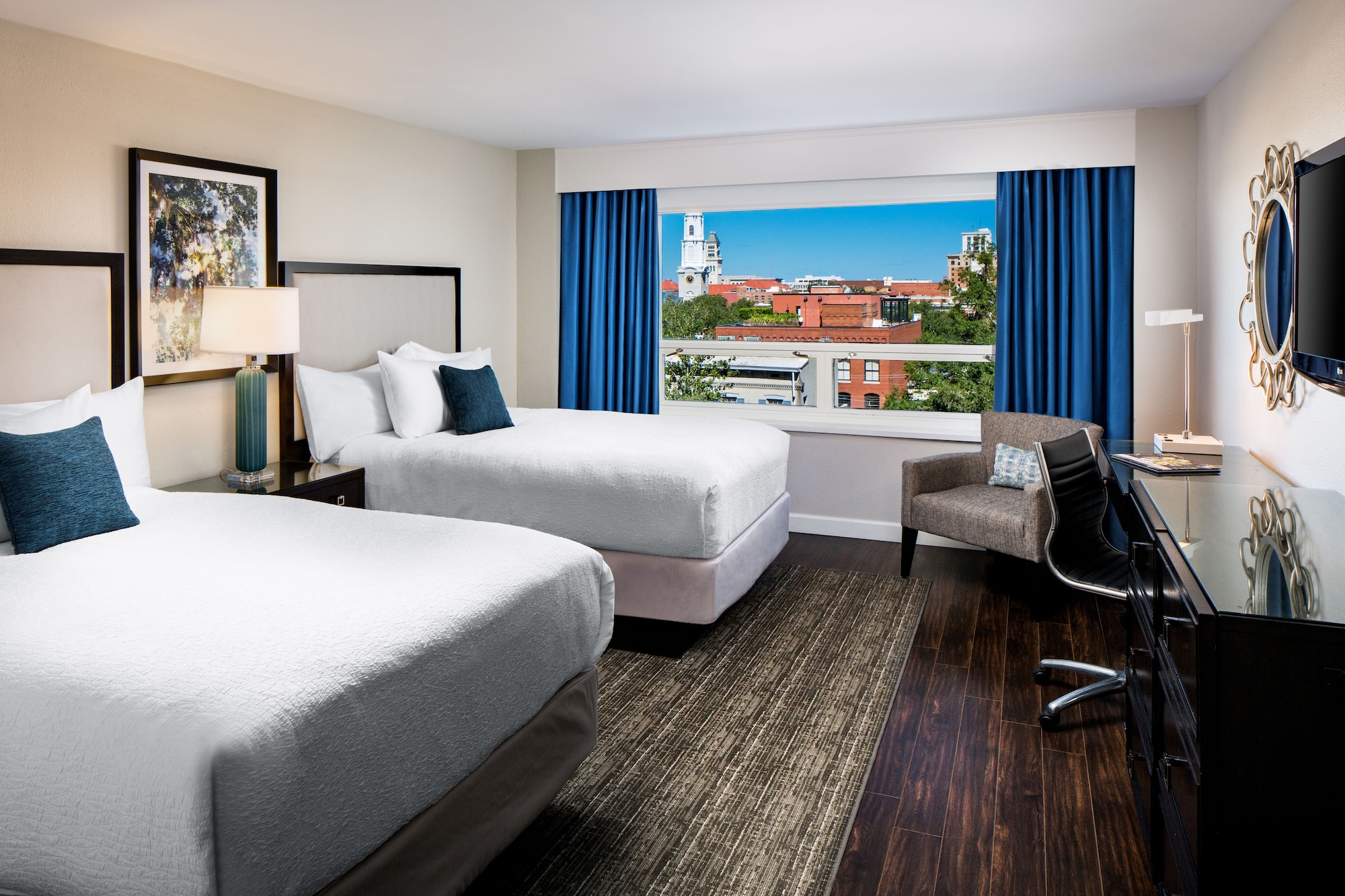 City, 2 Double Beds, Skyline View, Balcony