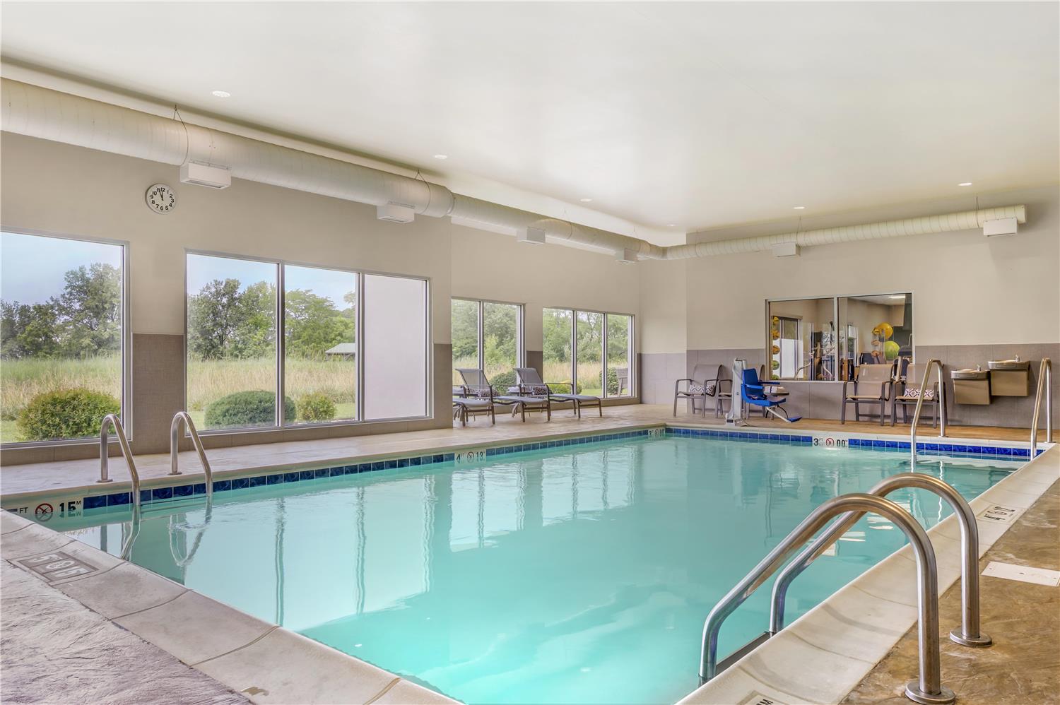 Best Western Plus Parkside Inn & Suites 18/39