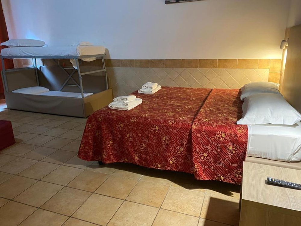 Hotel Alex Square 18/28