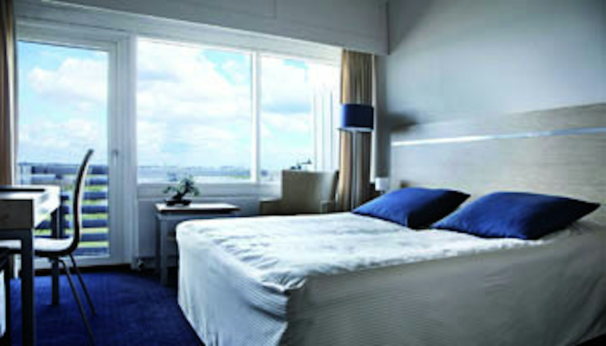 Room at Marienlyst Strandhotel, HELSINGOER