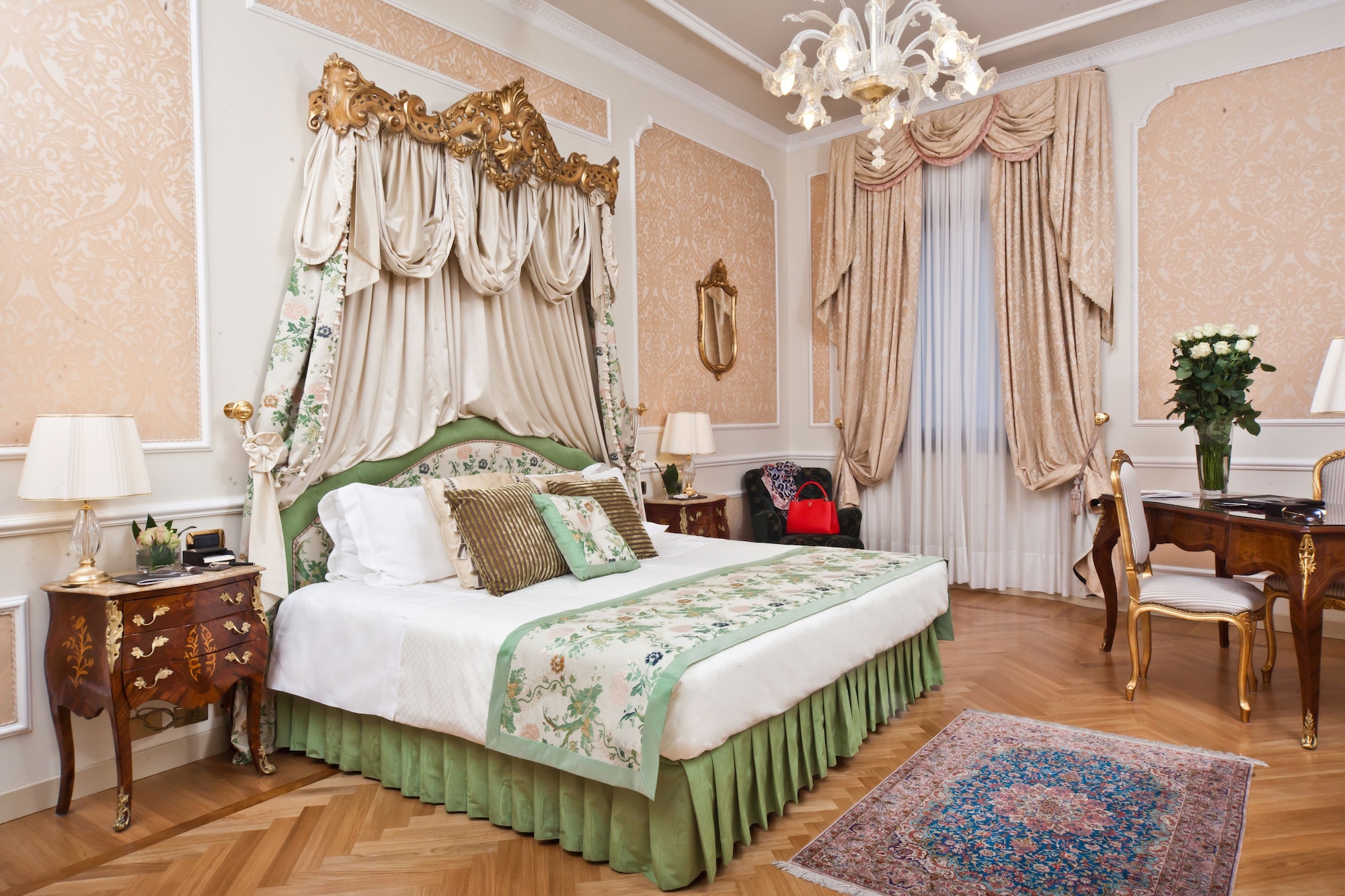 GRAND, DELUXE, DOUBLE BED