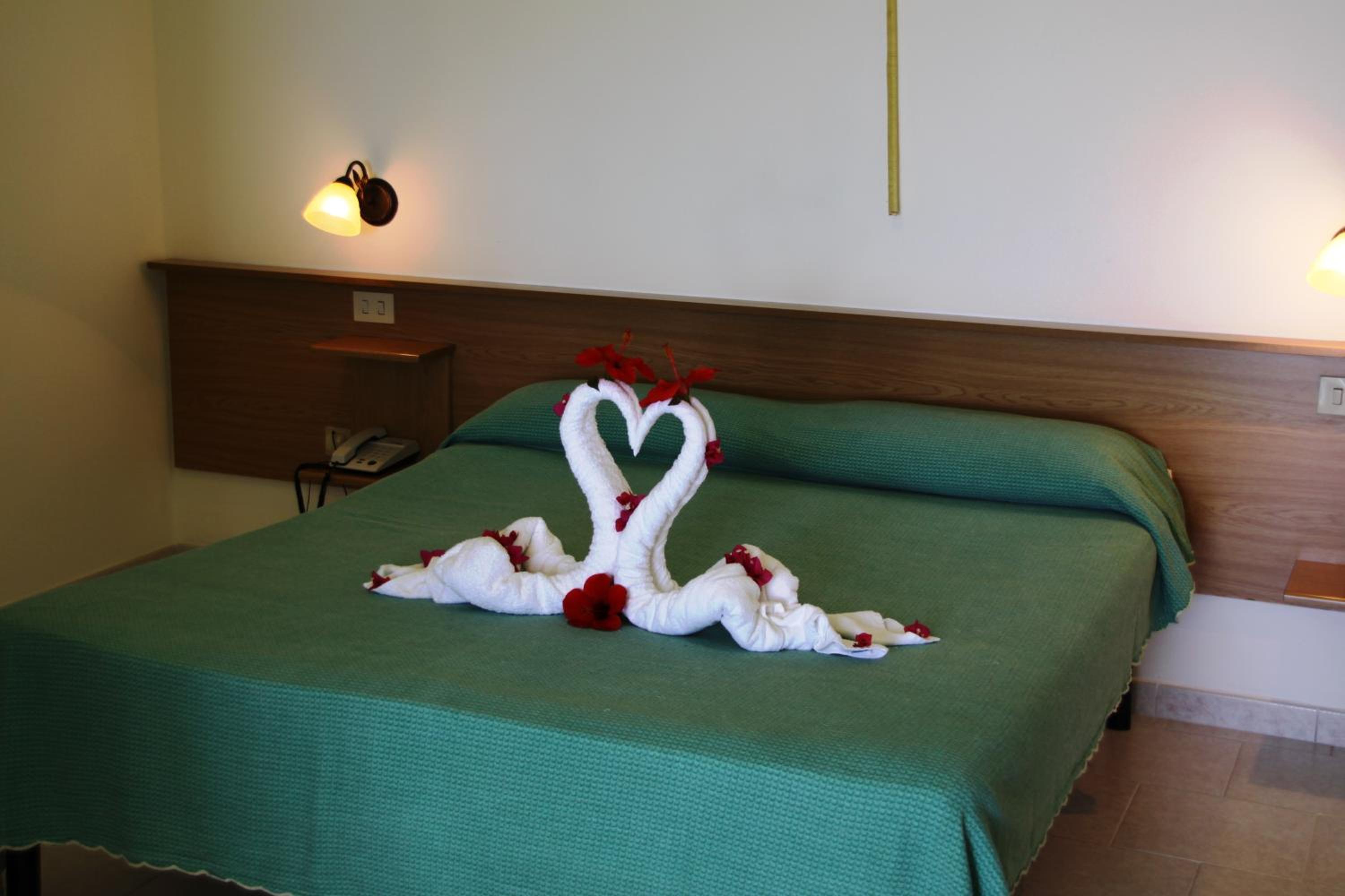 Room, Double Bed, Sea View