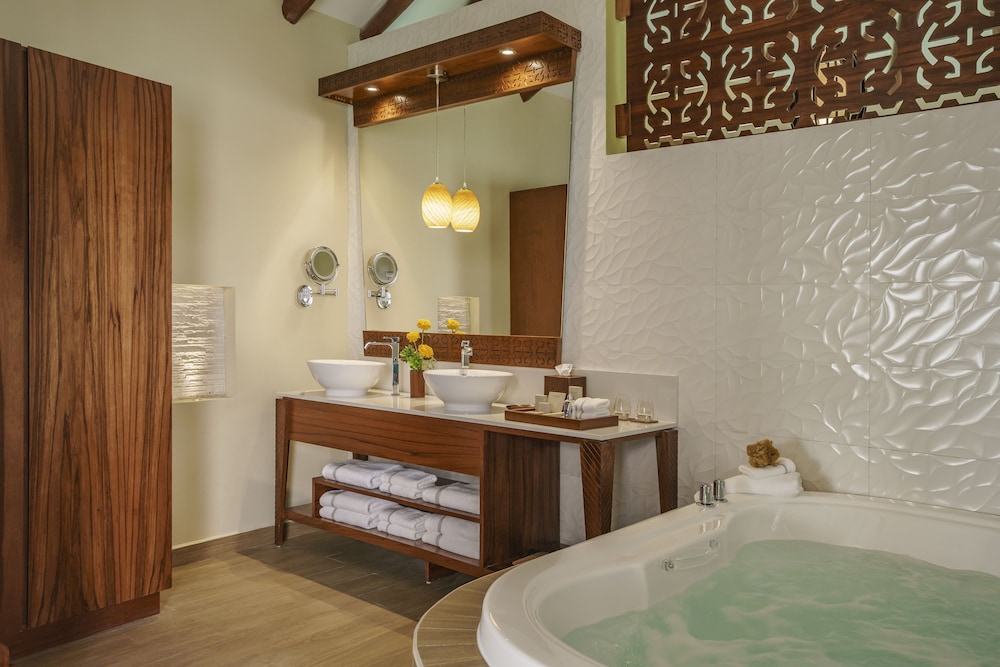 Palafitos Overwater Bungalows at El Dorado Maroma All Inclusive 11/49