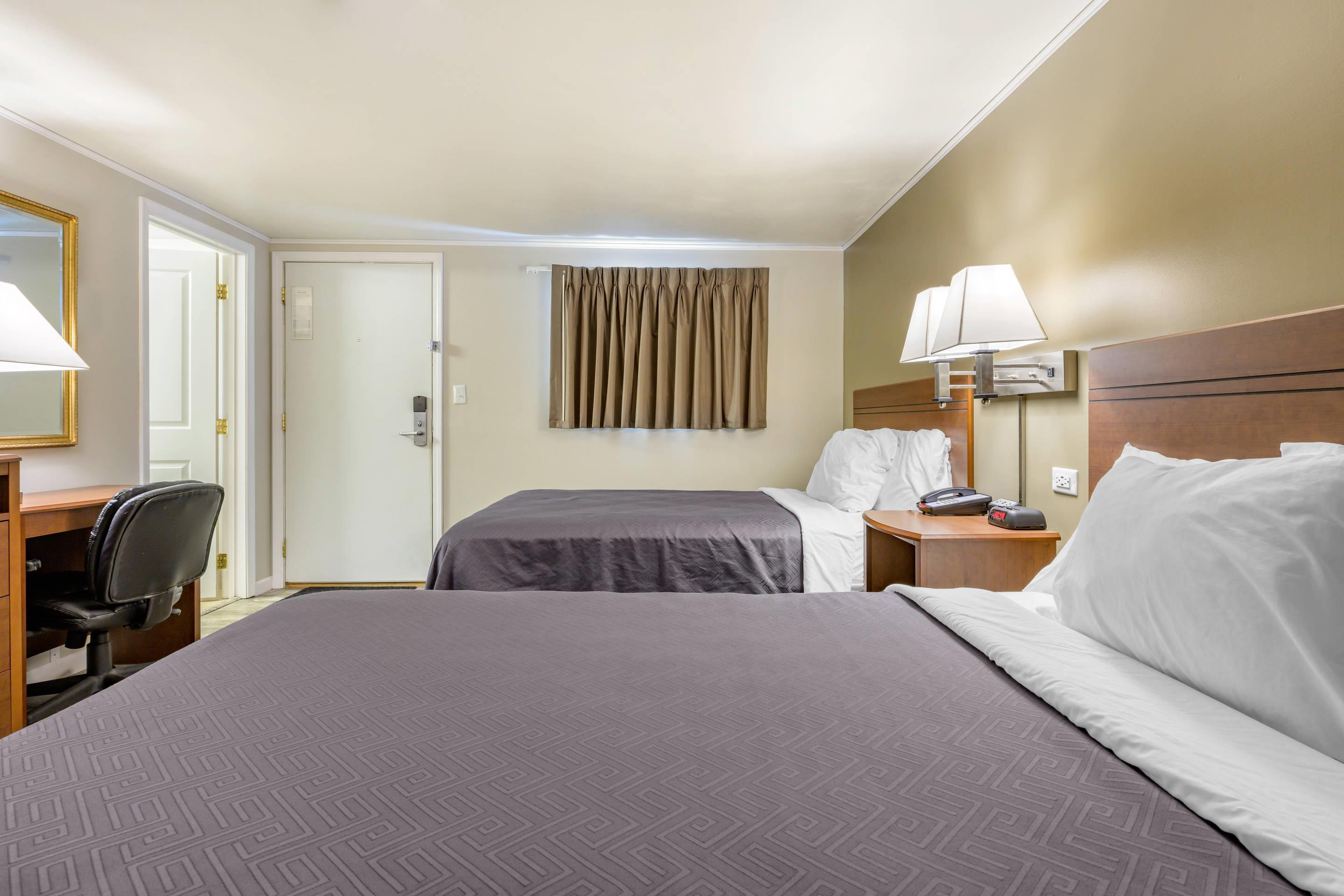 Room, 2 Double Beds, Smoking