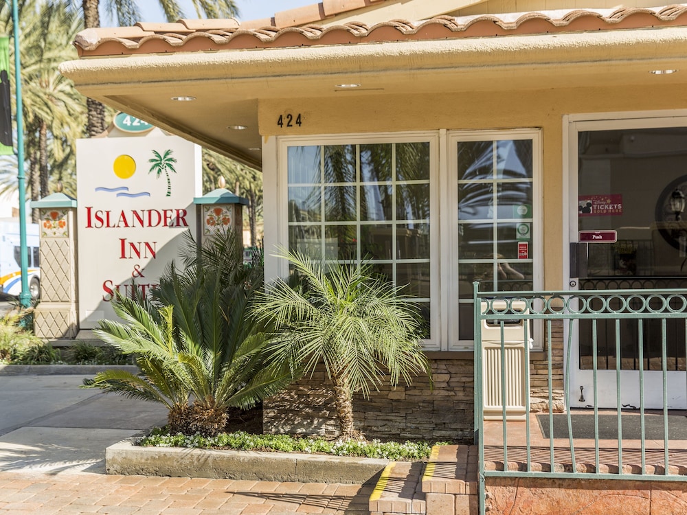 Anaheim Islander Inn And Suites 12/58