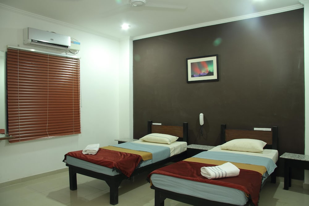 Deccan Comforts 26/41