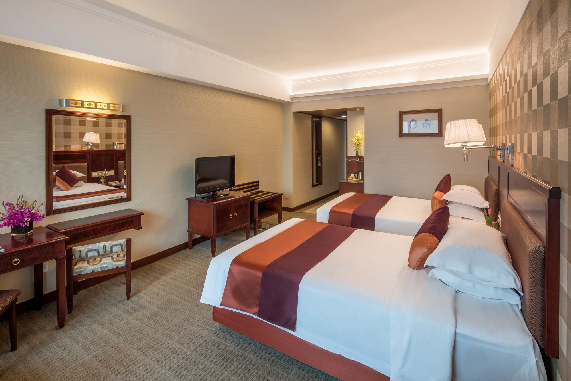 DELUXE TWIN ROOM