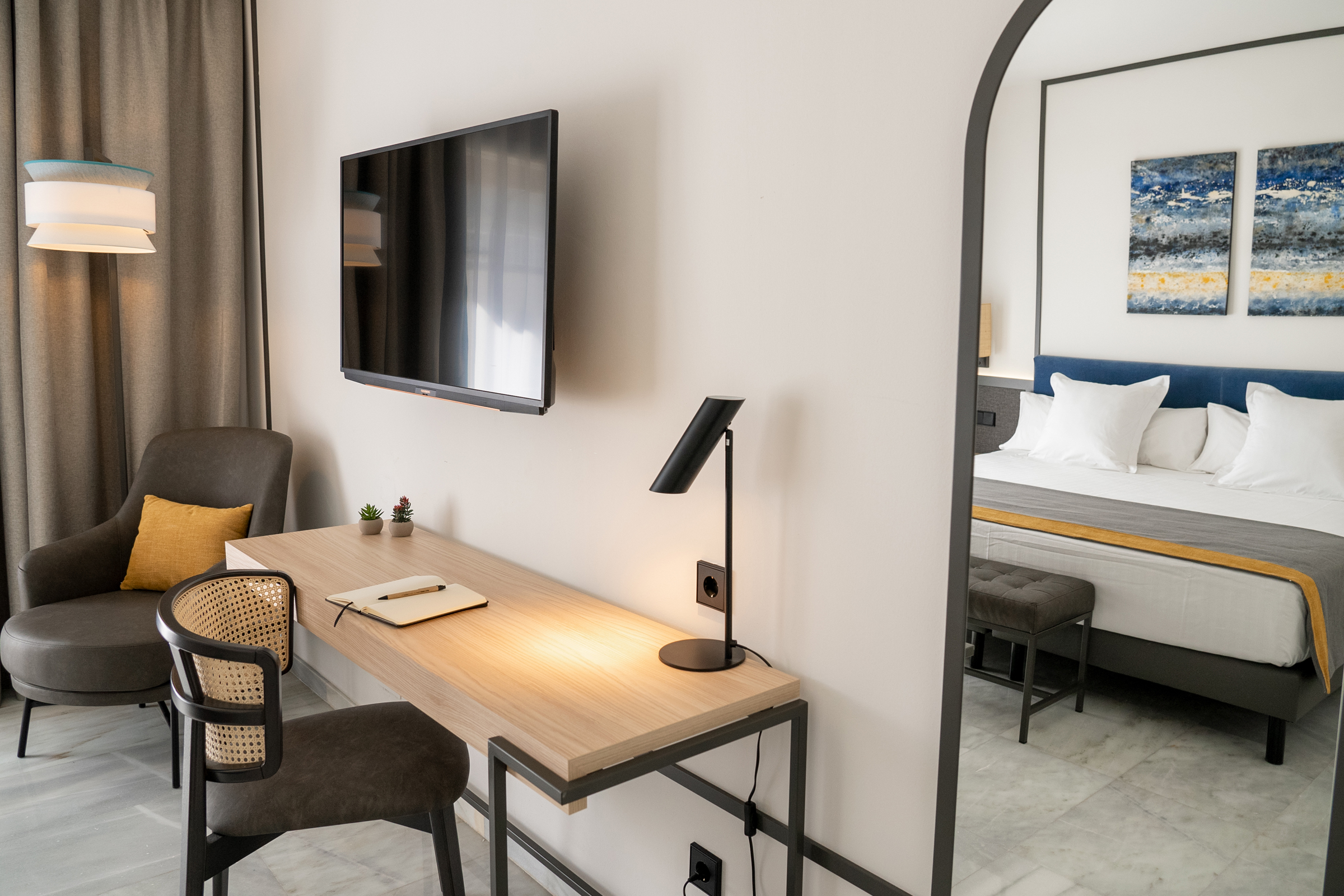 Deluxe, Side Sea View, Urh Sitges Playa Hotel 4/7