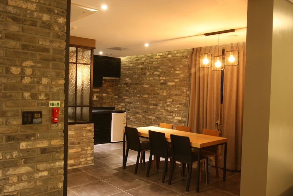 Hotel Asiad 30/32