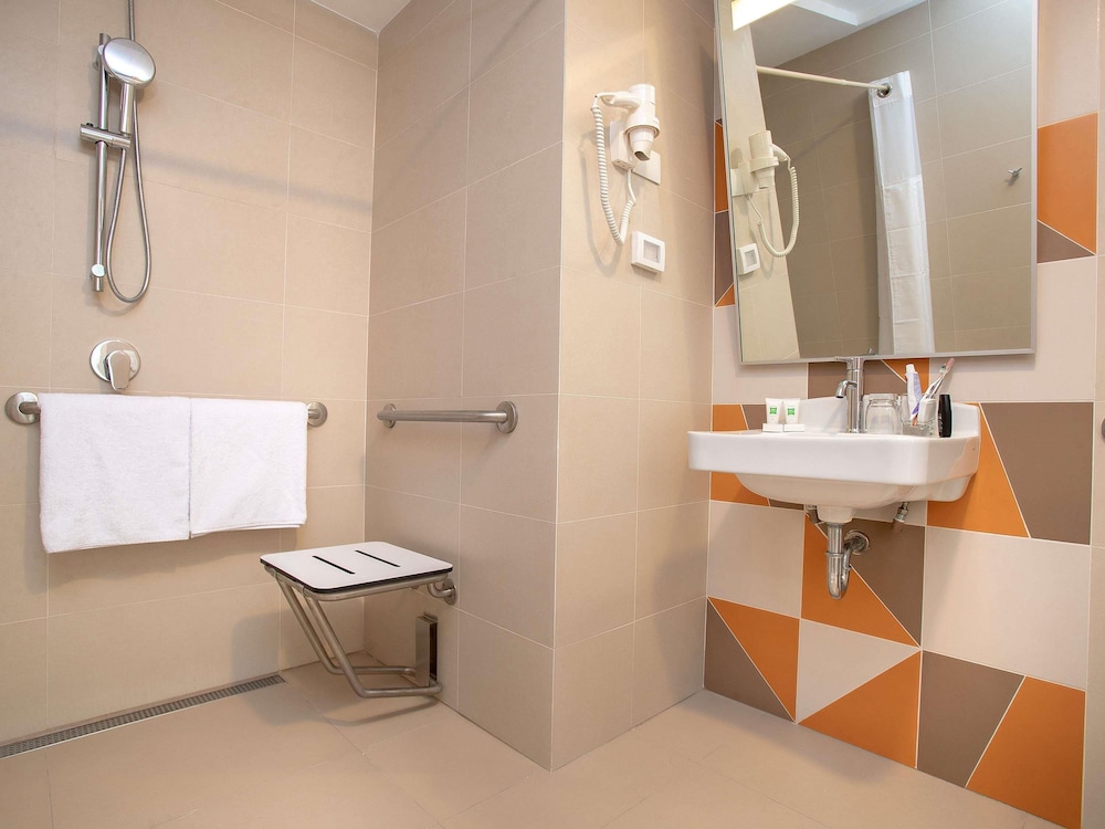 Ibis Styles Lima Benavides Miraflores 46/48