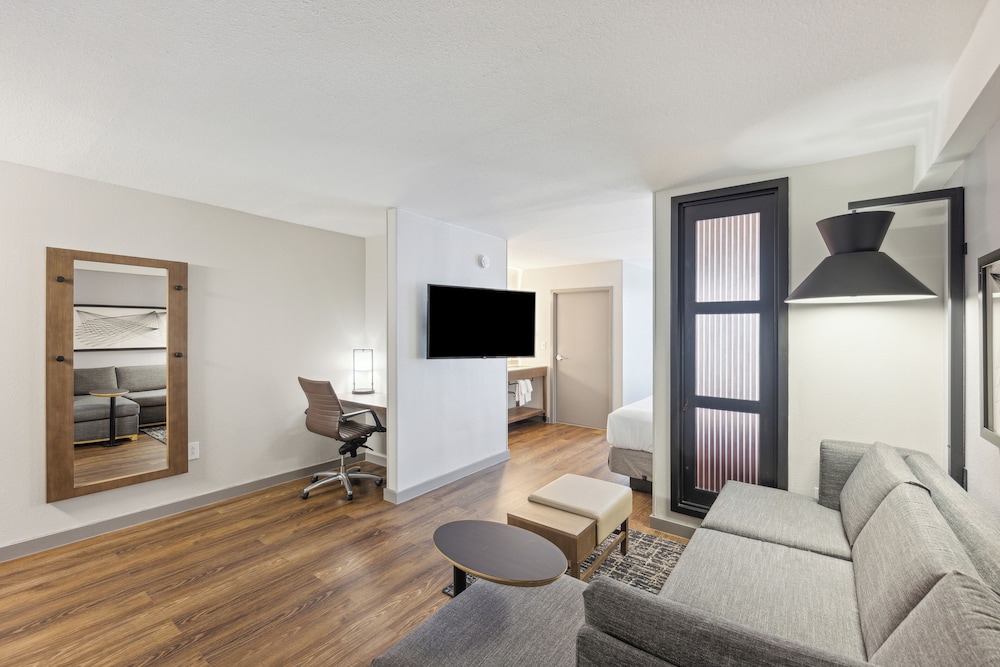 Hyatt Place San Antonio - Northwest/Medical Center 50/76
