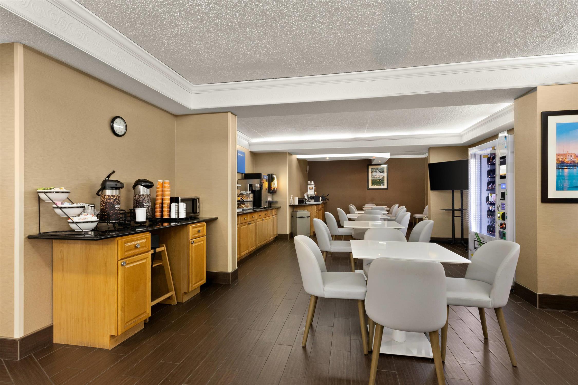 Comfort Inn Bordentown Near NJ Turnpike 28/40