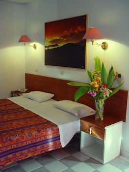 Sabina Hotel 28/53