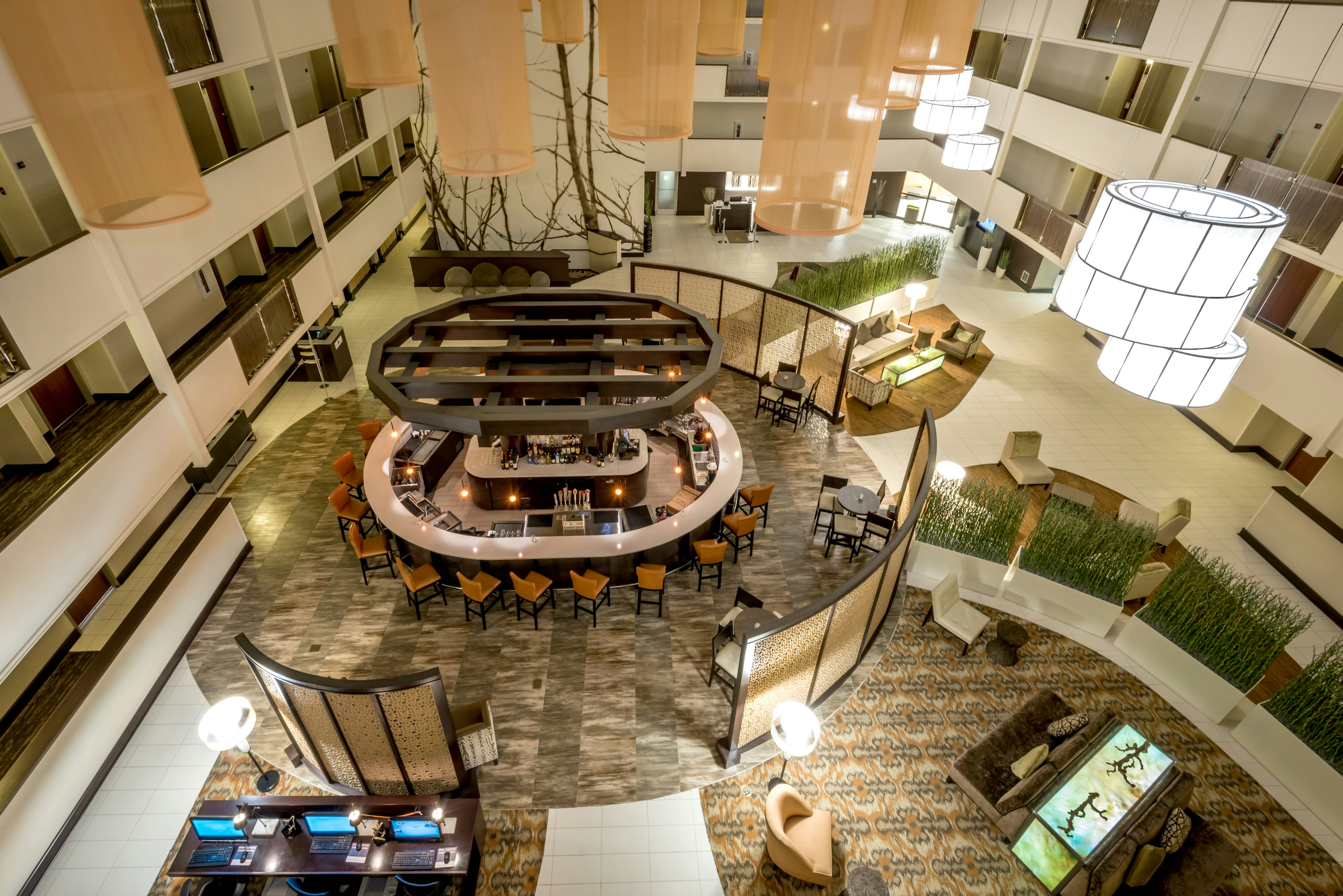Doubletree By Hilton Hotel Montgomery Downtown 33/43