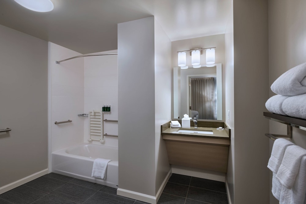 استوديو بسرير كينج مع أريكة لذوي الإعاقة، TownePlace Suites by Marriott San Diego Airport/Liberty Station 3/3
