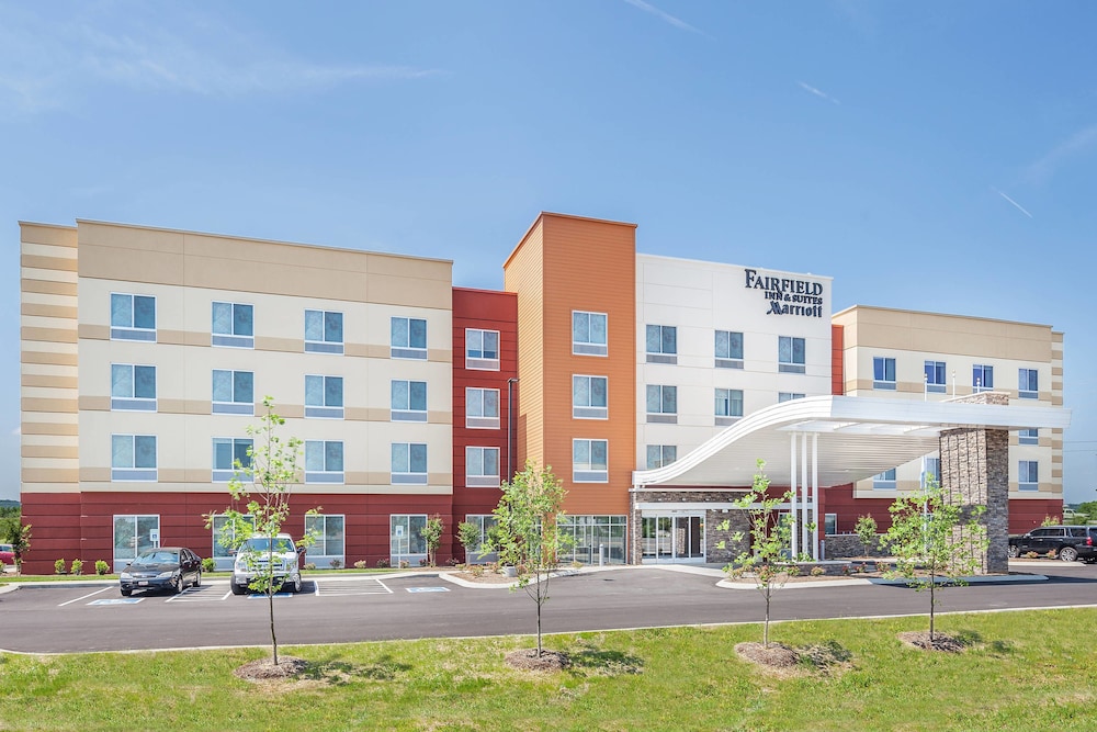 Fairfield Inn Suites Lebanon 2/37