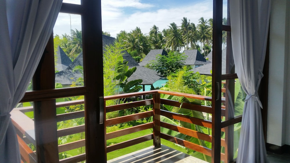 Siargao Bleu Resort And Spa 2/47