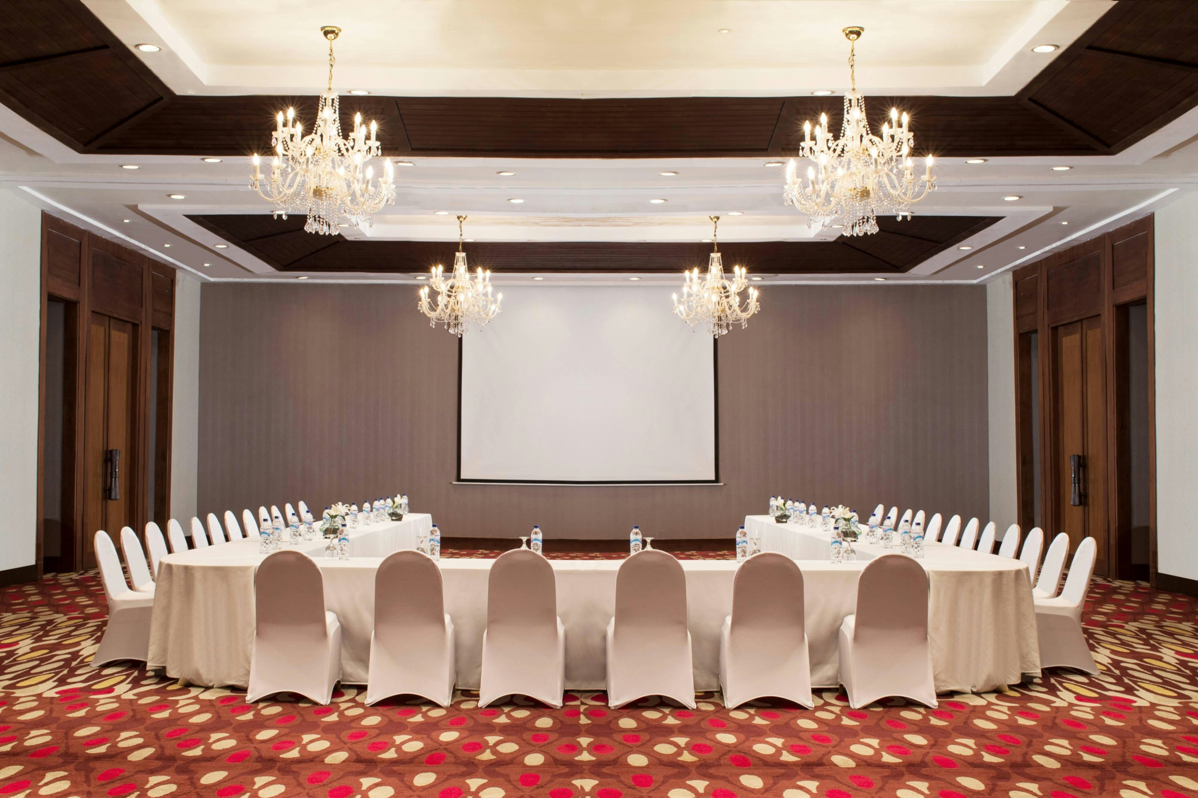 SHERATON SENGGIGI BEACH RESORT 49/75