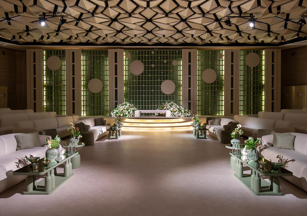 Ray Hotel Kuwait 14/63