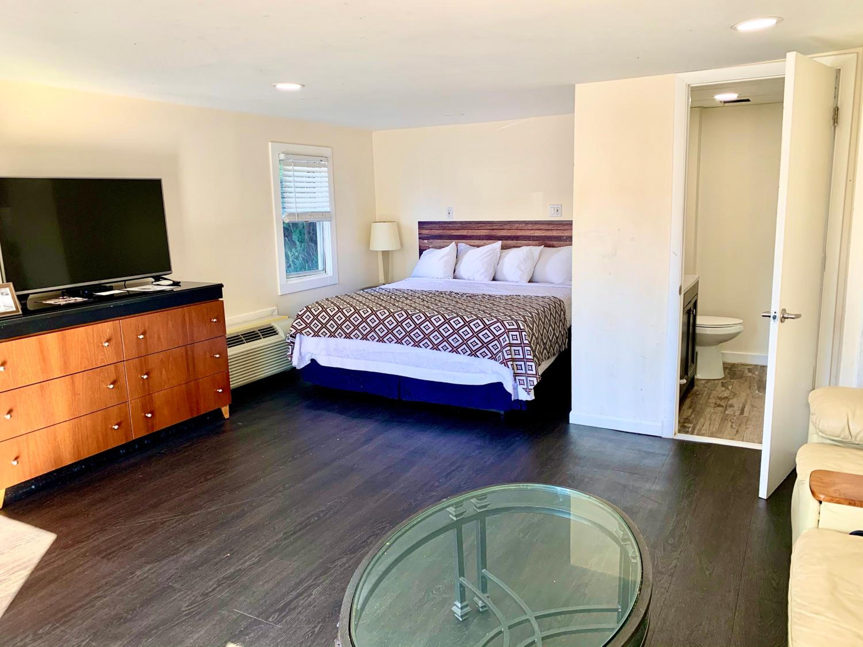 Penn Lodge Hotel & Suites 19/50