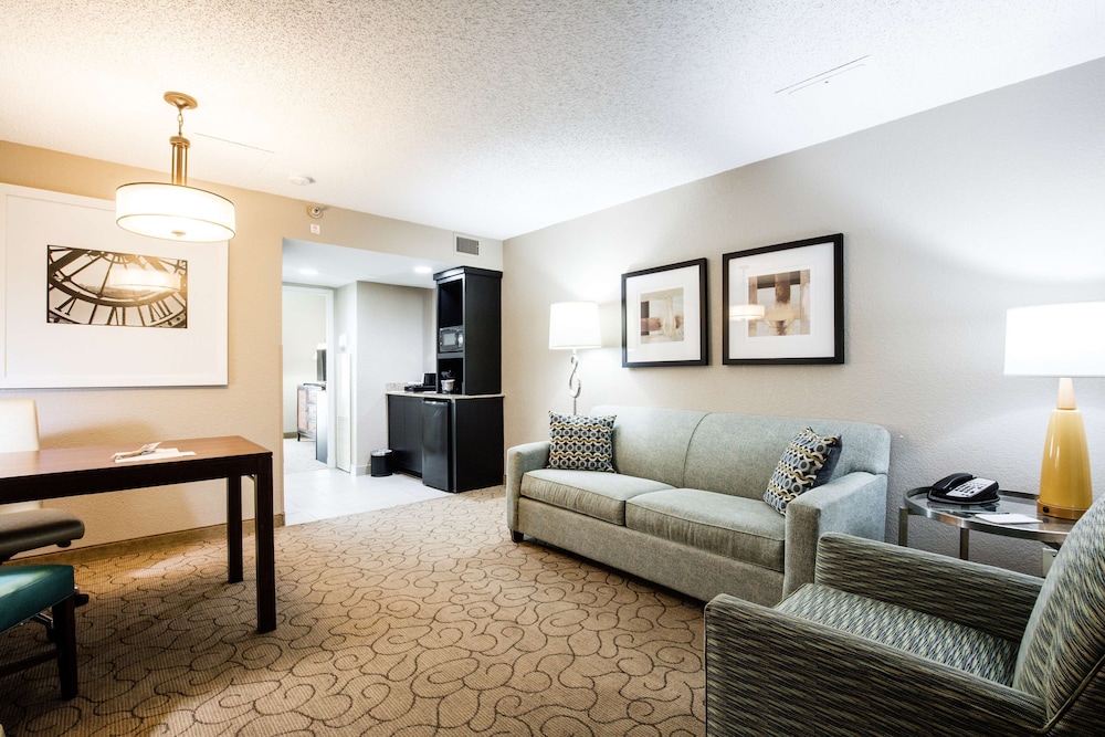 Embassy Suites by Hilton Memphis East Germantown Area 40/80