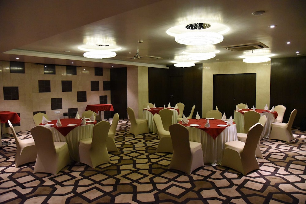 Jk Rooms 118 Urban Hermitage 40/50