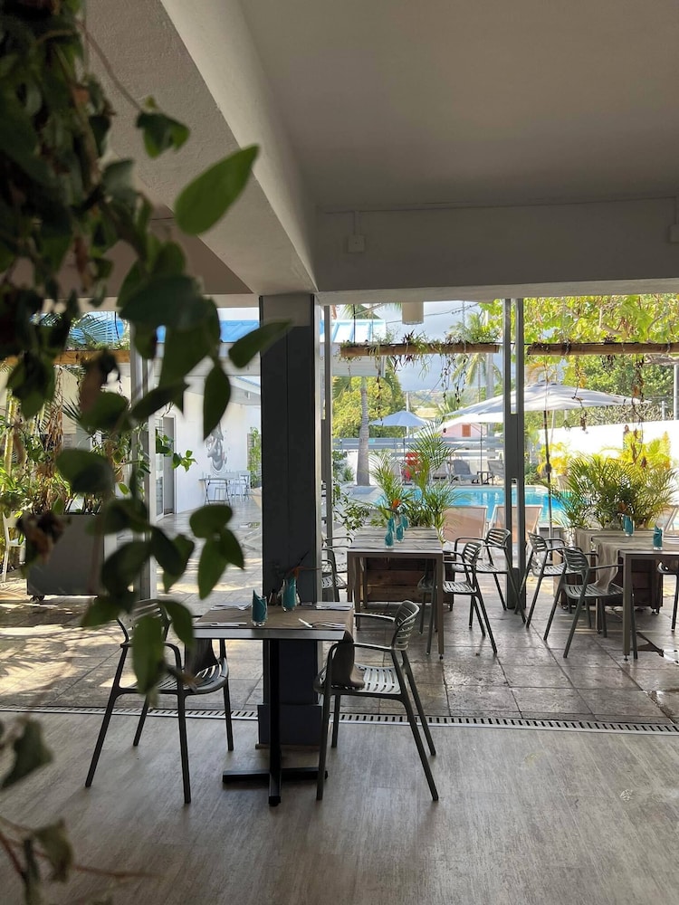 Hotel Le Grand Bleu 36/55