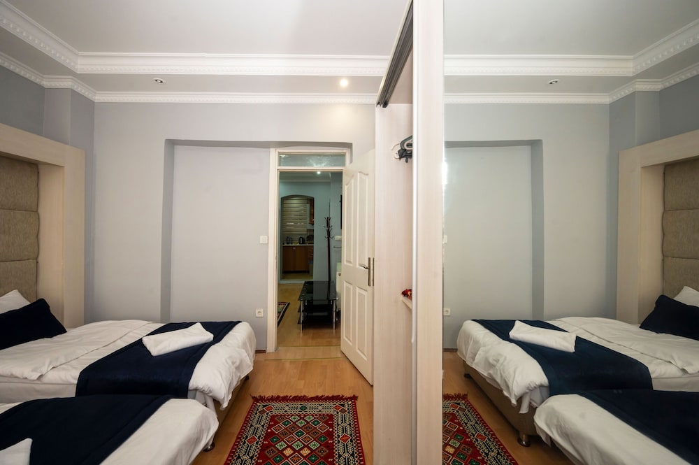Taksim Suite Ii 13/35