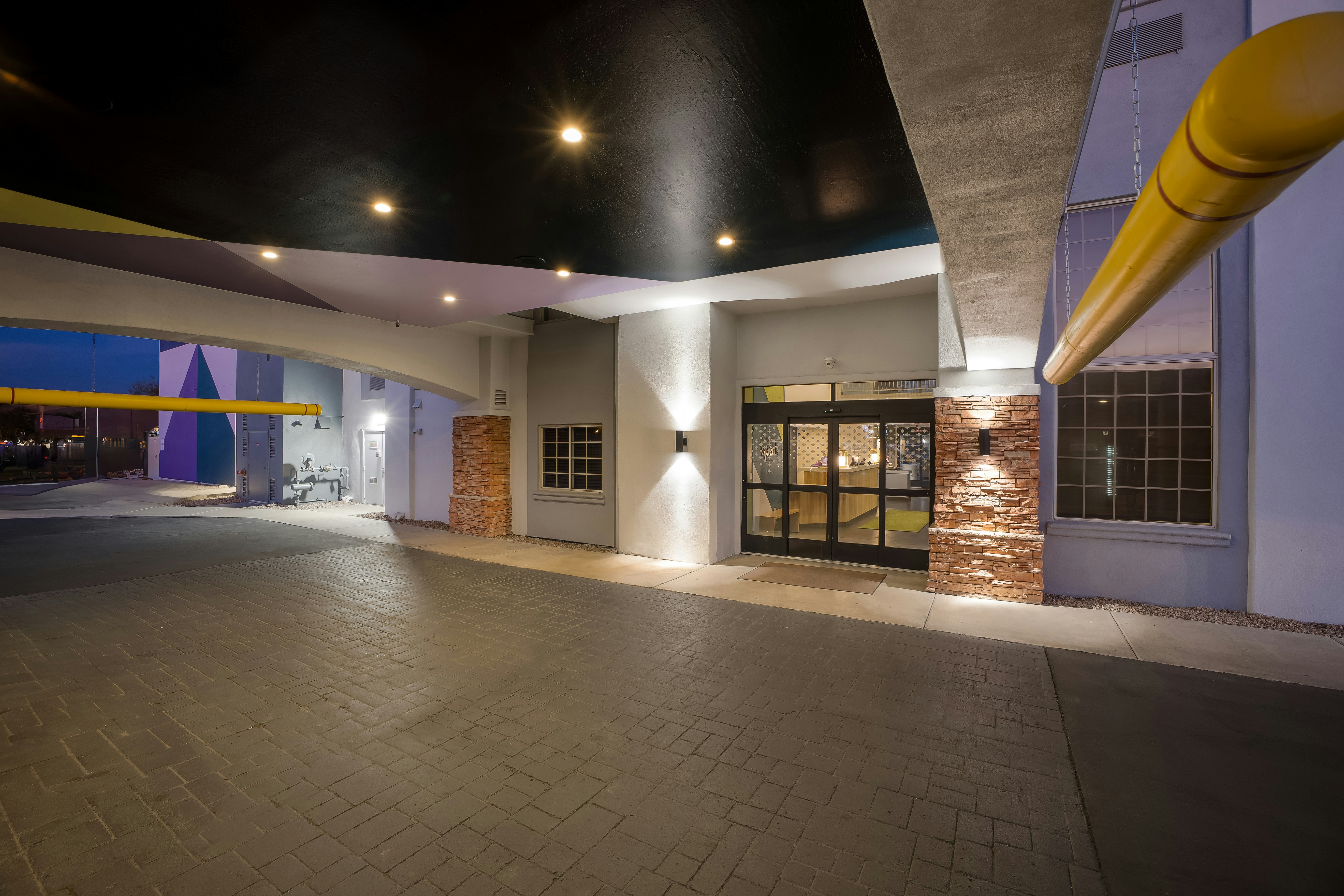 Spark by Hilton Glendale Phoenix North 9/17