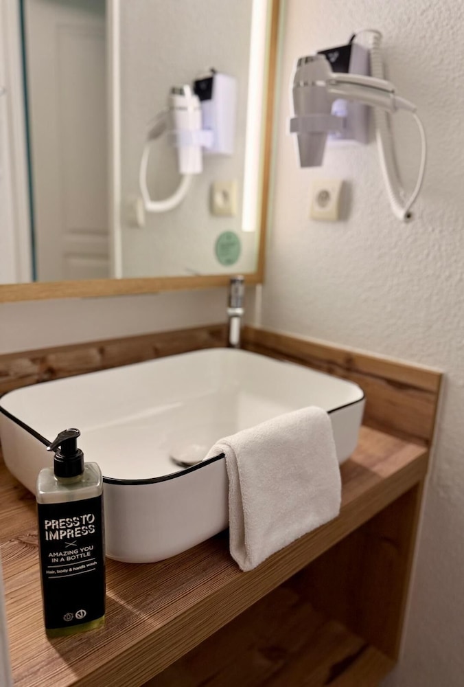 Ibis Styles Marennes Oleron 53/53