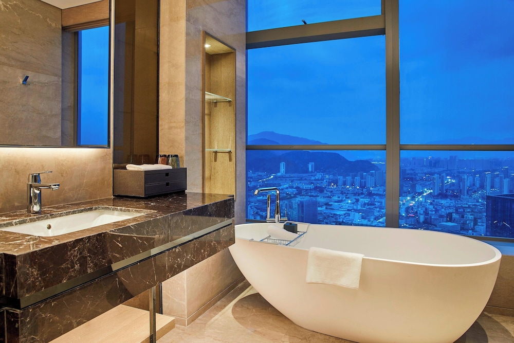 Room, King Bed, Park View, Westin Wenzhou 6/6