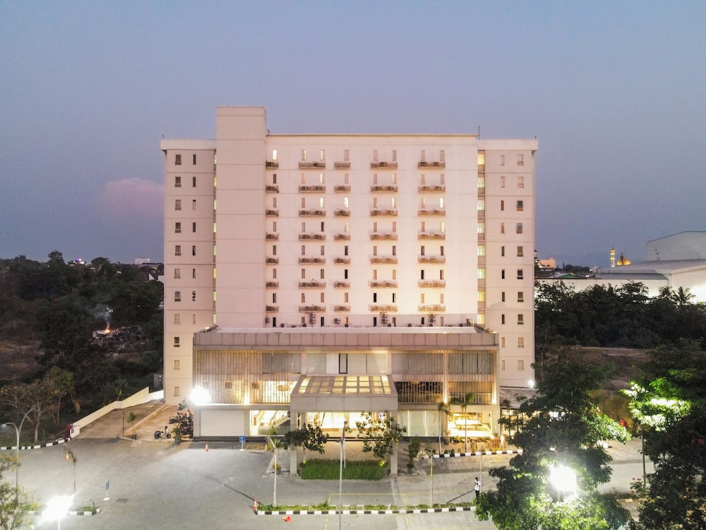 Next Hotel Yogyakarta in Maguwoharjo