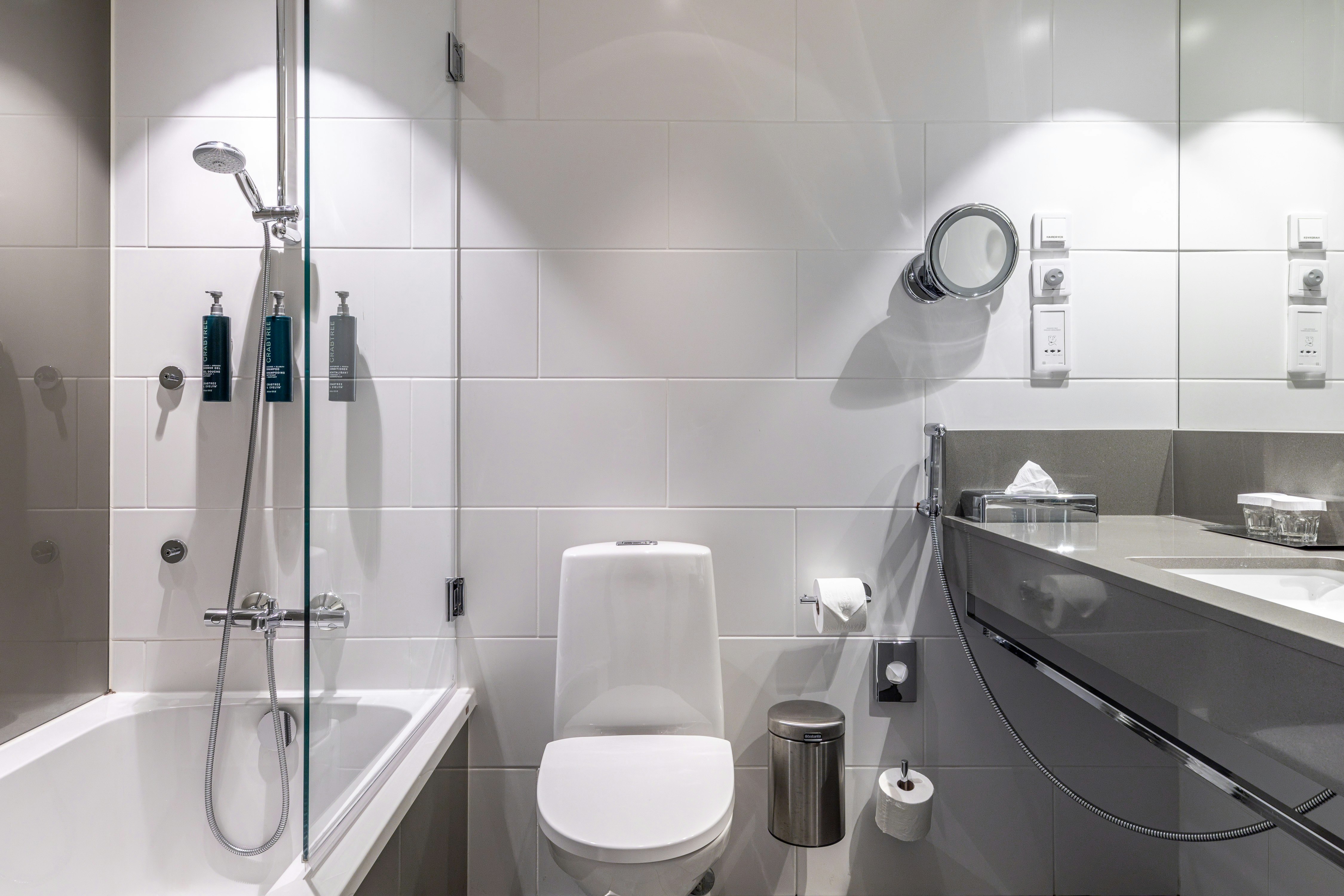 جناح بسرير كينج بغرفتين، Hilton Helsinki Strand 2/4