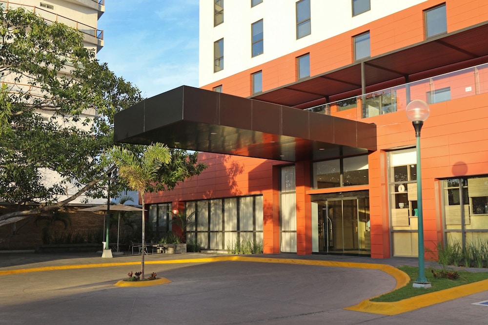 City Express Plus by Marriott Puerto Vallarta 51/59