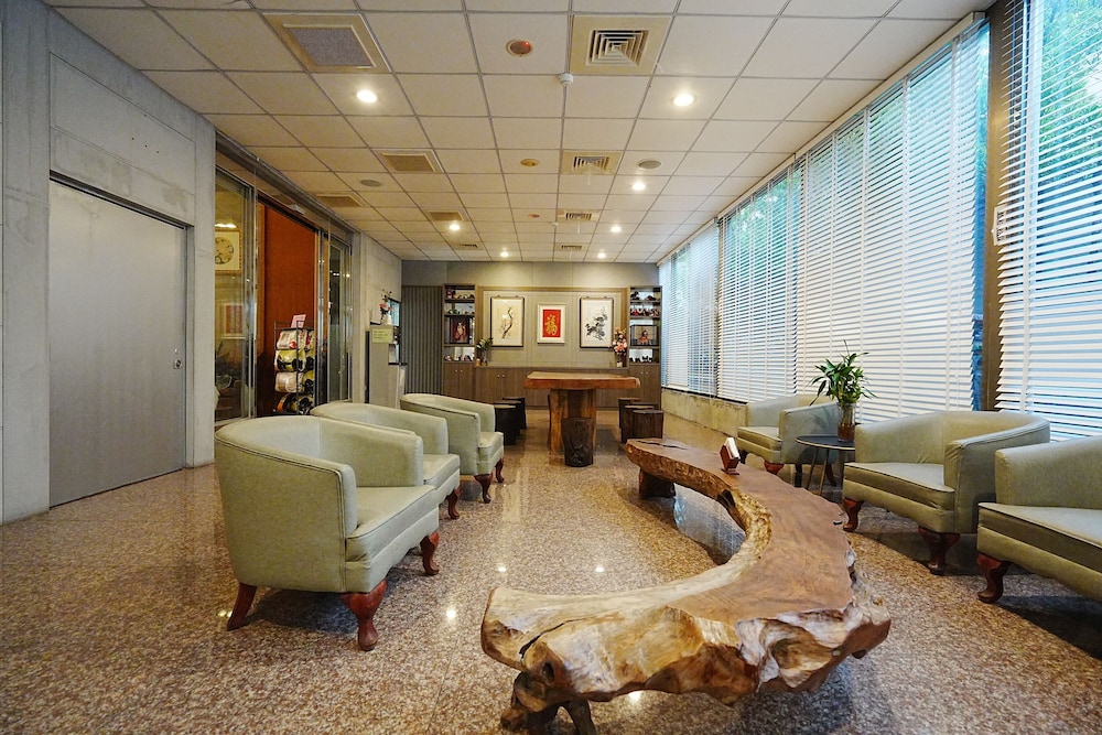 York Hotel 33/49