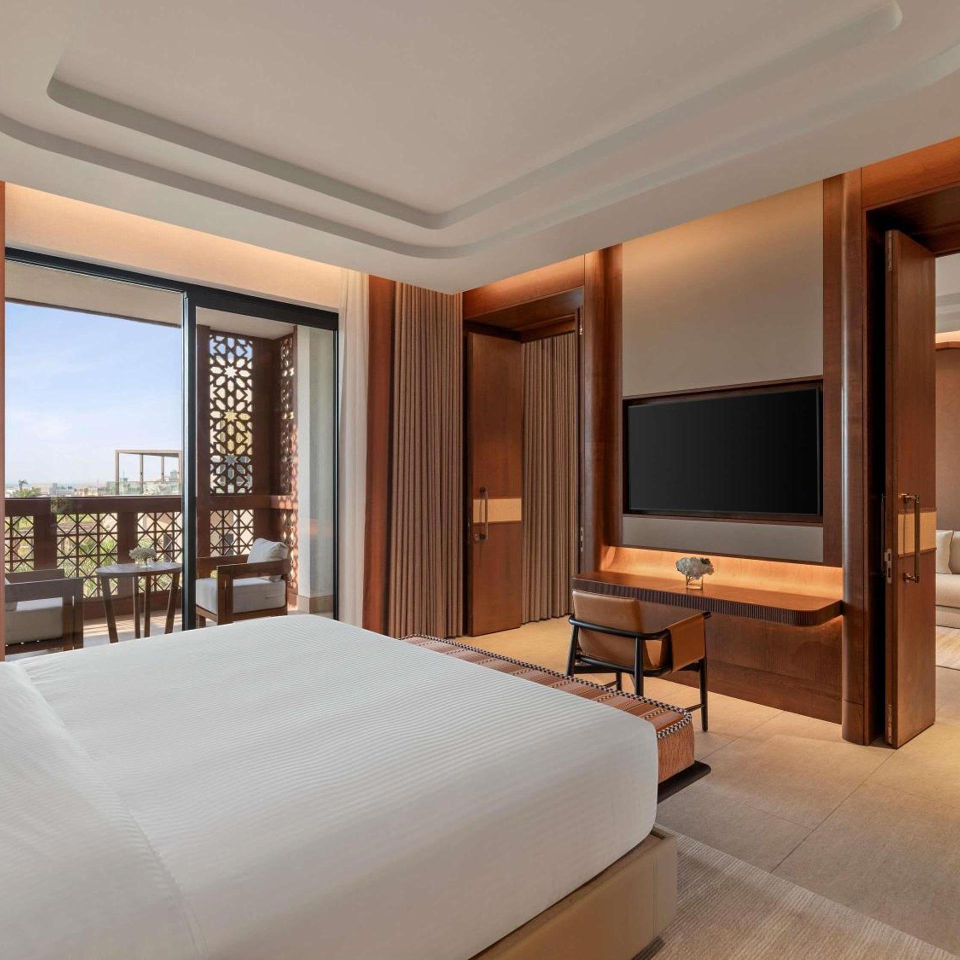 Senior, Suite, Garden View