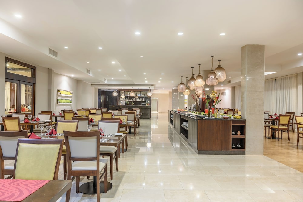 Exe Hotel Cataratas 52/64
