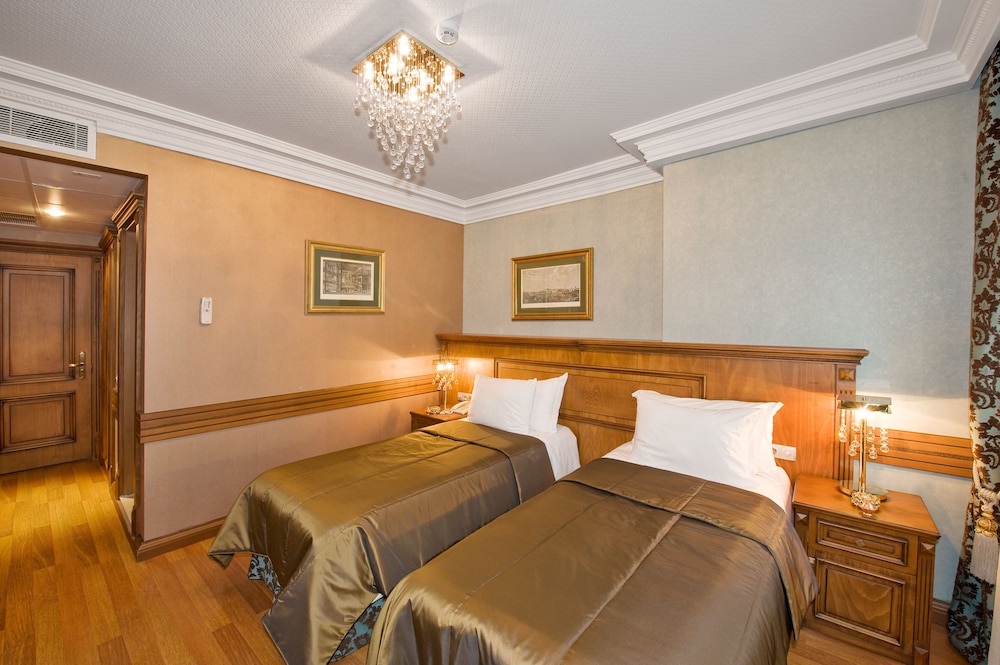 FERMAN HOTEL 22/72